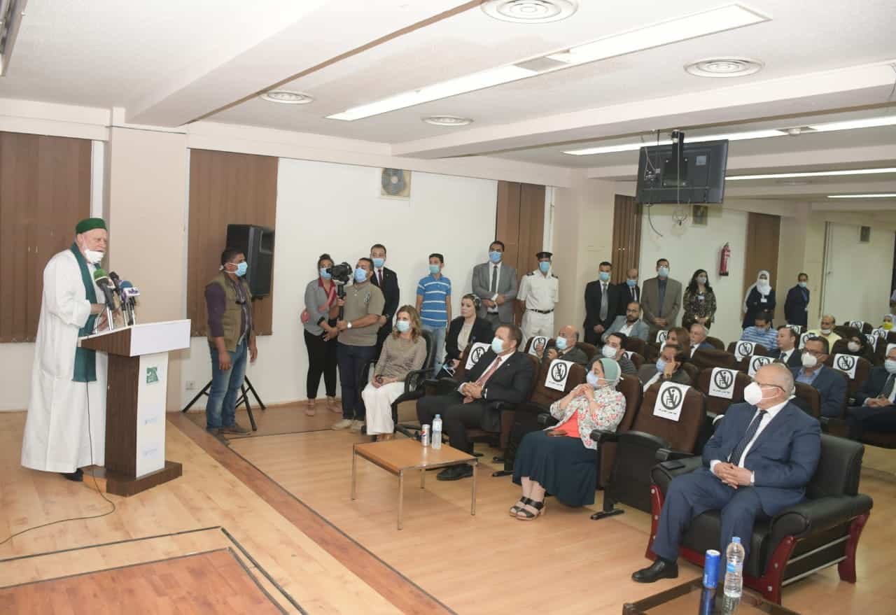 مفتى الديار السابق للخشت : انت عالم جليل وإنسان أجل فتح الله قلبه