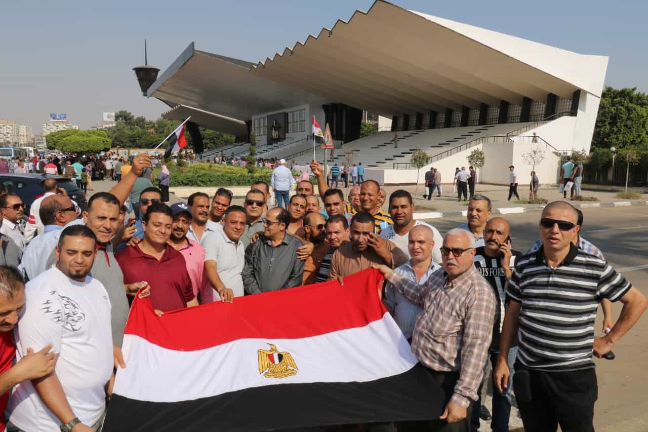 كهرباء جنوب القاهرة تشارك المصريين فرحتهم فى الاحتفالات بذكرى انتصارات أكتوبر