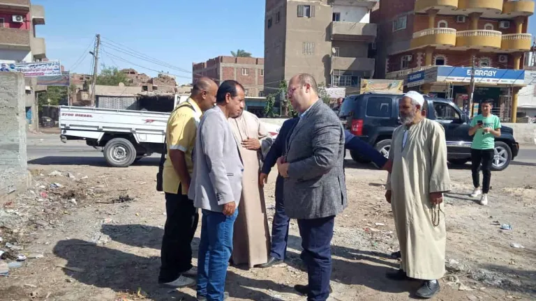 الشهابى يتفقد أعمال النظافة والتجميل بقرى مركز البدرشين