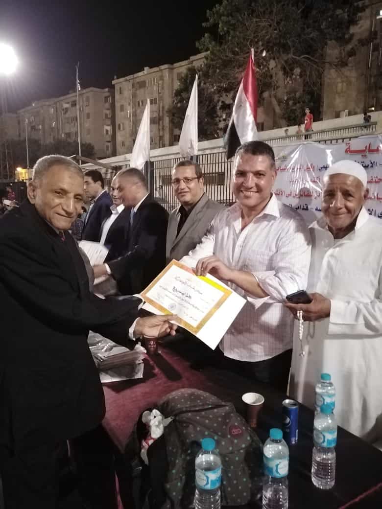 وكيل وزارة الشباب والرياضة: يُكريم أبطال حرب أكتوبر وقدامى الرياضيين بمركز شباب مدينة الحوامدية (صور)