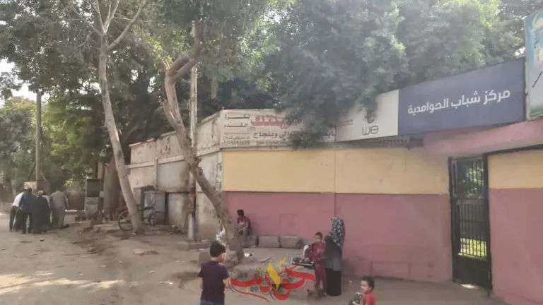 شاهد بالصور .. حملة إشغالات مكبرة بعرب الساحة فى مدينة الحوامدية