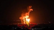 الطائرات الاسرائيلية تقصف مواقع فلسطينية و”الجهاد” تتوعد بالرد