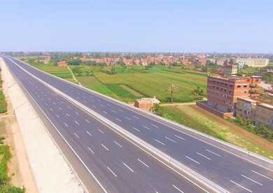 السيسى يتفقد الدائرى الأوسطى بالبدرشين .. ننشر معلومات لا تعرفها عن الطريق الجديد