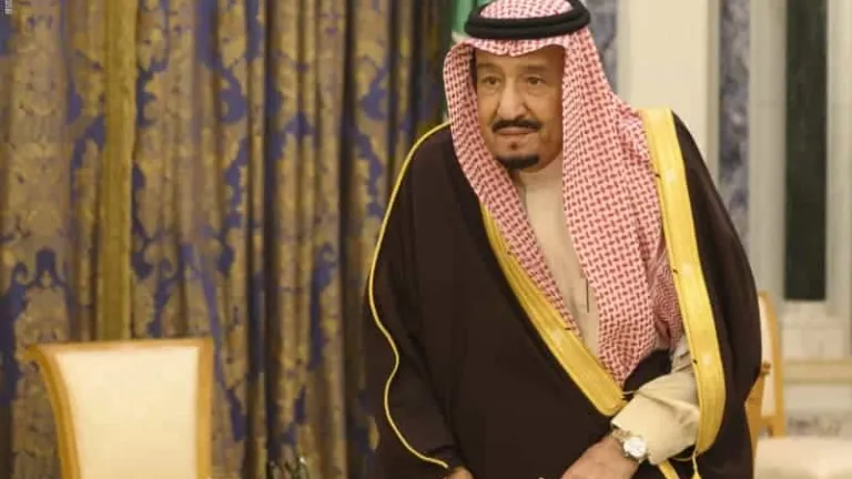 الملك سلمان يصدر أوامر ملكية منها إعادة تكوين هيئة كبار العلماء ومجلس الشورى