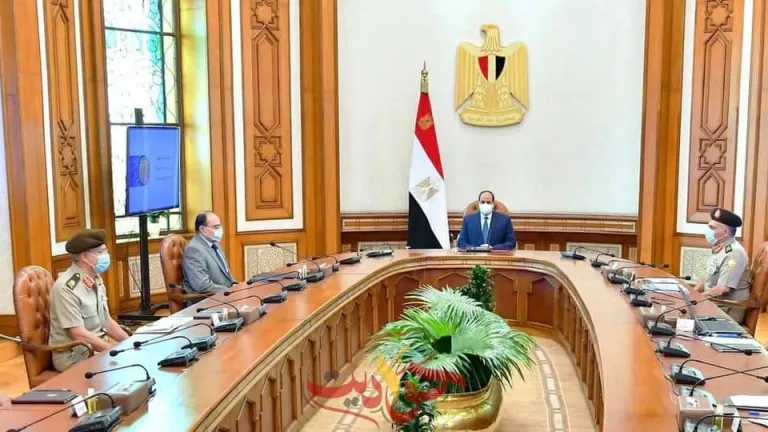 لتخفيف لتخفيف الازدحام والتكدس .. السيسى يوجه بتطبيق نظام الجراجات الميكانيكية متعددة الطوابق للسيارات