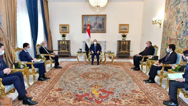 لهذه الأسباب .. الرئيس السيسى يستقبل وزير الخارجية الفرنسي