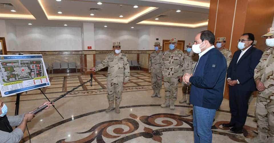 شاهد بالصور .. الرئيس عبد الفتاح السيسي يتفقد مقر مركز قيادة الدولة الاستراتيجي بالعاصمة الإدارية الجديدة