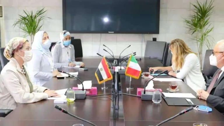 التنوع البيولوجى وتغير المناخ اهم ما ناقشته وزيرة البيئة خلال لقائها مع السفير الإيطالي بالقاهرة
