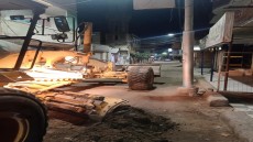البحيرى والجمال يقودان حملة ليلية بالمعدات لتجريد الشوارع الرئيسية بمدينة الصف بالجيزة