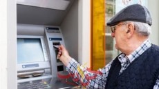 التأمينات توضح اسباب مشاكل “الفيزا كارد” فى عدم صرف المعاشات