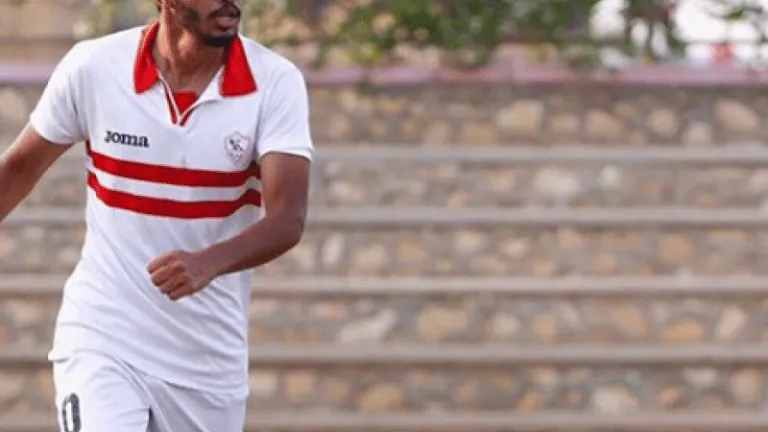 "تعالى جمب أخواتك" عبد الرحمن جمعة لشقيقه صالح بعد استغناء الأهلى عنه