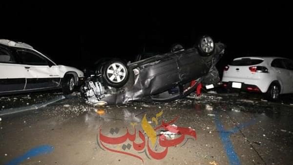 تصادم دراجتين ناريتين وسيارة ميكروباص