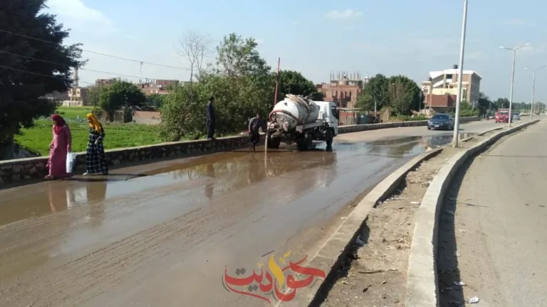 استعداد لهطول الأمطار .. الجيزة تنشر معداتها للتعامل الفوري مع تجمعات المياة