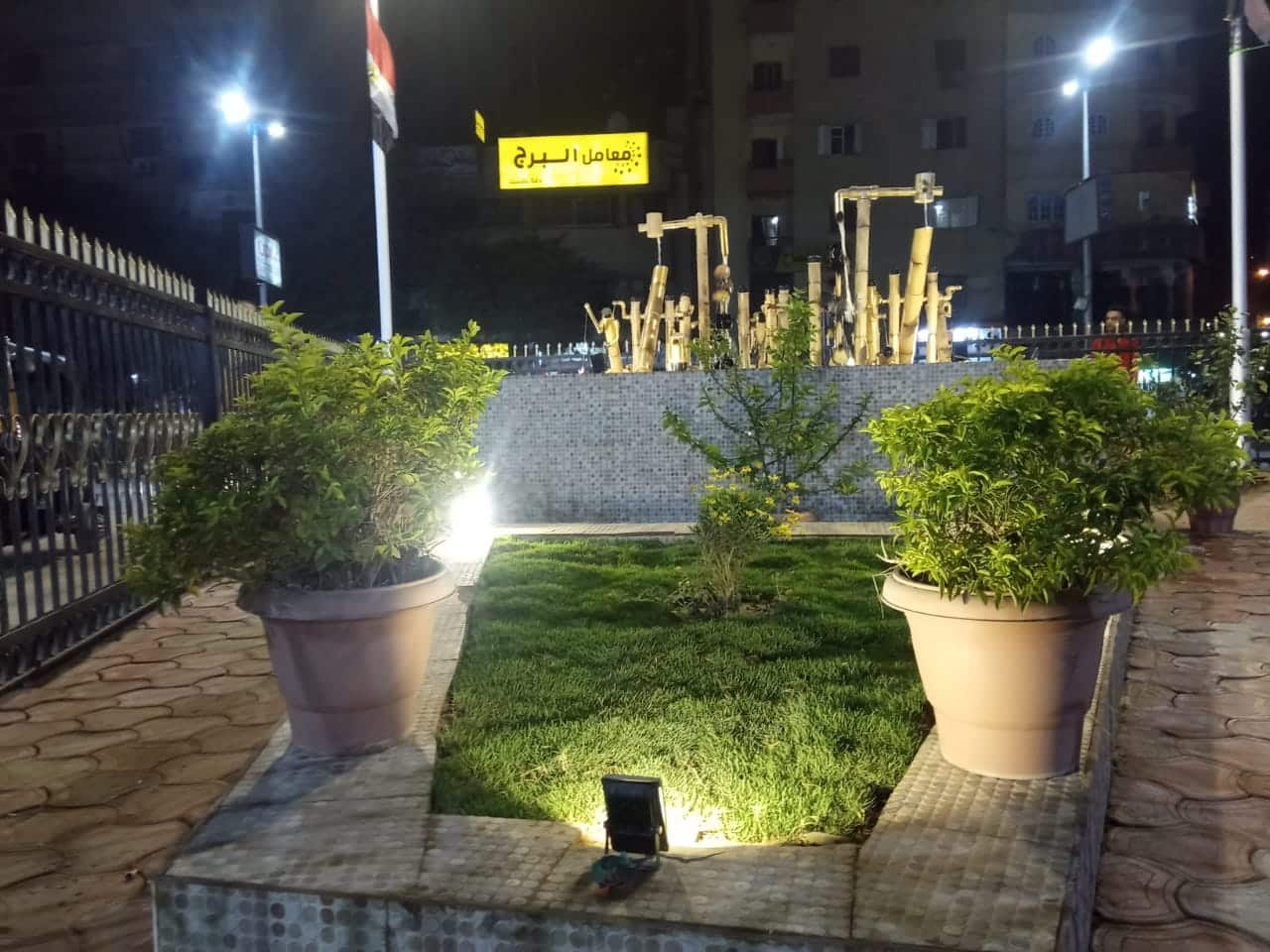 شاهد بالصور .. محافظ الجيزة يتفقد شارع المحطة بعد تطويره 2 شاهد بالصور .. محافظ الجيزة يتفقد شارع المحطة بعد تطويره