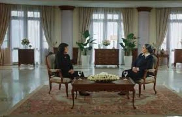 قرينة الرئيس: تكشف سر ارتبطها بوالدة السيسى «علمتنى الكثير»