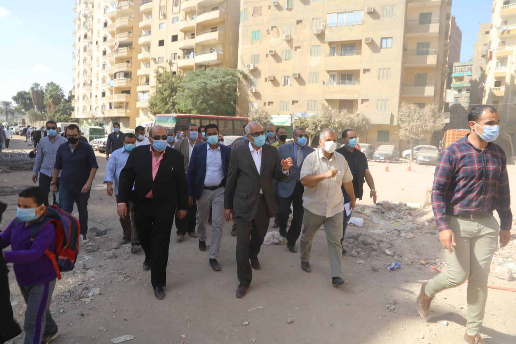 من اللبينى حتى المنصورية .. محافظ الجيزة يعاين إستكمال محور ترسا .. يلتقى بالمواطنين المقرر نزع عقاراتهم للرد على تساؤلاتهم