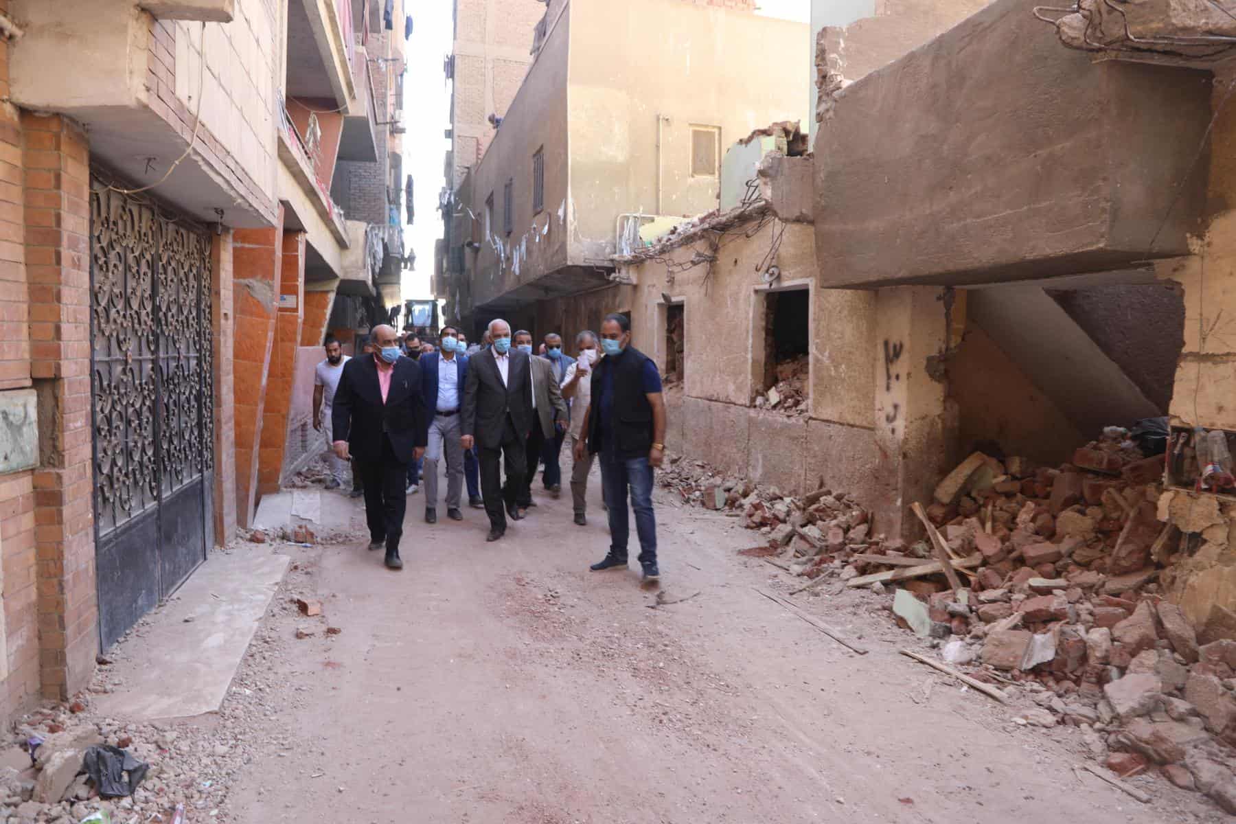 من اللبينى حتى المنصورية .. محافظ الجيزة يعاين إستكمال محور ترسا .. يلتقى بالمواطنين المقرر نزع عقاراتهم للرد على تساؤلاتهم