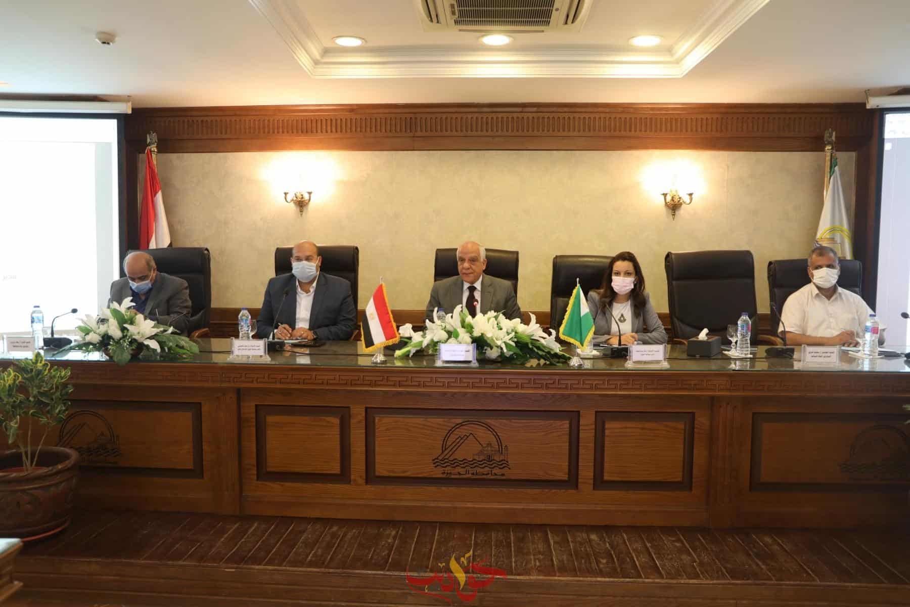 محافظ الجيزة يتابع استعدادات مواجهة الموجة الثانيه لفيروس كورونا