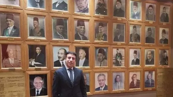 الشناوي عند تسلمه كارنيه النواب : المشاركة الحزبية والسياسية بالبرلمان كبيرة تمثل جميع طوائف المجتمع