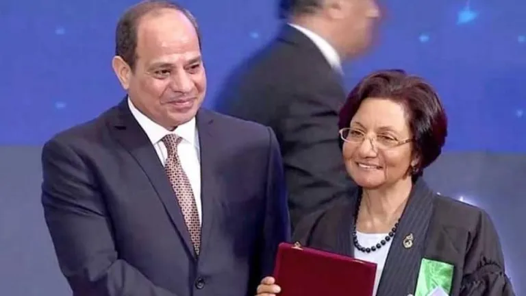 وفاة د.رجاء منصور رائدة طب أطفال الأنابيب في مصر
