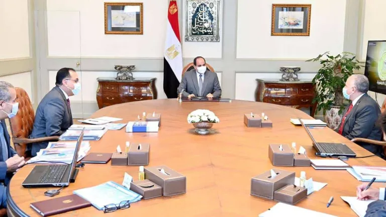 الرئيس السيسى يتابع المشروع القومي لإنشاء وتطوير مراكز تجميع الألبان .. الدولة تتحمل تكلفة حصول تلك المراكز على الشهادة الدولية لاعتماد المواصفات القياسية لجودة الإنتاج