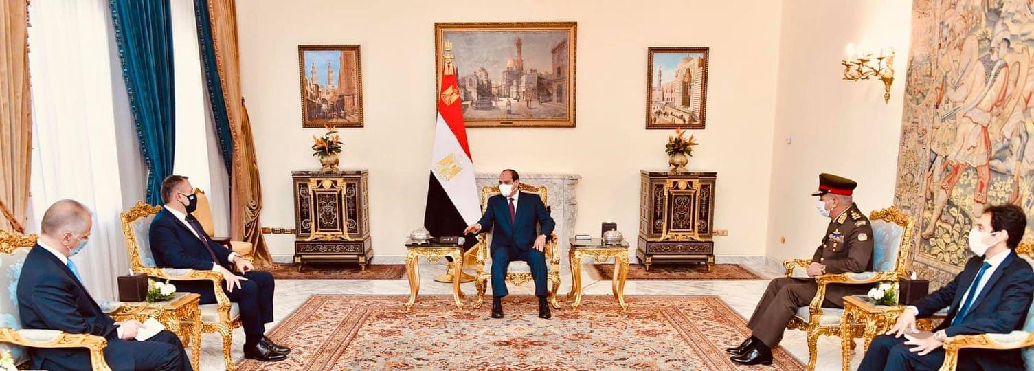 خلال استقباله لوزير الدفاع اليونانى .. السيسى : التعاون العسكري بين مصر واليونان وقبرص يعتبر نموذج متزن لحسن الجوار وفق الأعراف الدولية
