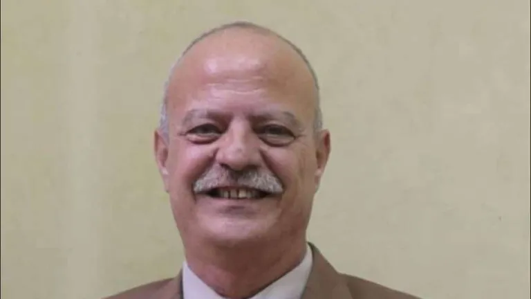 حق شهداء الفريق الطبى