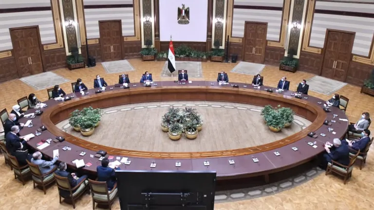 الرئيس عبد الفتاح السيسي يؤكد على الإرادة القوية لدى مصر لدعم العراق وتعزيز دوره القومي
