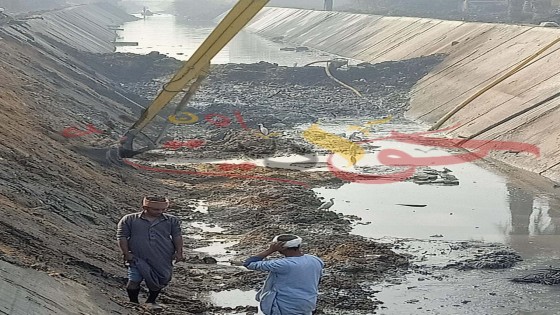لهذه الأسباب .. سقوط أجزاء من أعمال تبطين ترعة البرمبل فى مركز أطفيح بالجيزة (صور)