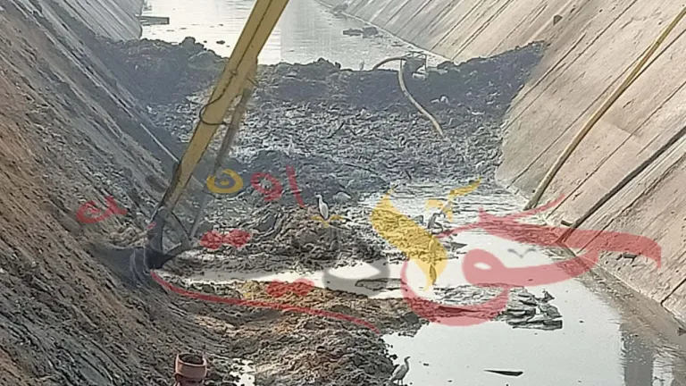 لهذه الأسباب .. سقوط أجزاء من أعمال تبطين ترعة البرمبل فى مركز أطفيح بالجيزة (صور)