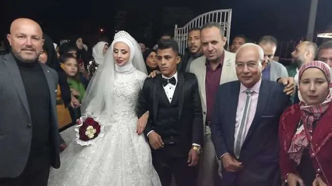 استجابة سريعة .. السيسي يوجه بتوفير وحدة سكنية لعروس سيناوية من أصحاب الهمم .. محافظ شمال سيناء يوقع شاهدا على عقد زواجها (صور)
