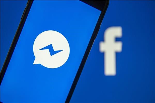 صحيفة بريطانية: عطل «ماسنجر فيسبوك» مجرد ثغرة