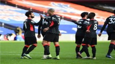 بـ«سباعية» صلاح يقود ليفربول لاكتساح كريستال بالاس