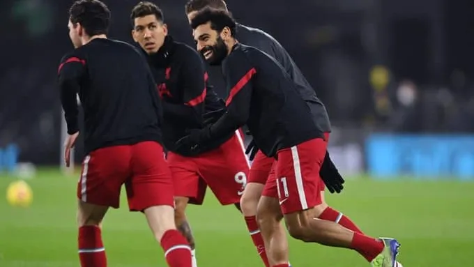 شاهد .. محمد صلاح من احماءات ما قبل المباراة ضد فولهام .. تعرف على القنوات الناقلة
