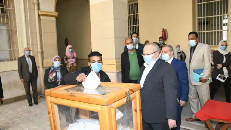 اليوم .. 8 كليات في الجولة الأولى لانتخابات الاتحادات الطلابية بجامعة القاهرة