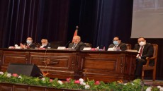 الخشت: بدء تجهيز المدن الجامعية بشبكة انترنت سريعة .. تركيب 2620 شاشة