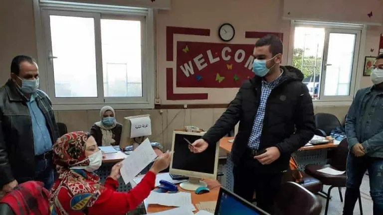 جامعة القاهرة تعلن الكشوف النهائية للانتخابات الطلابية .. الخشت يدعو الطلاب للمشاركة بجدية