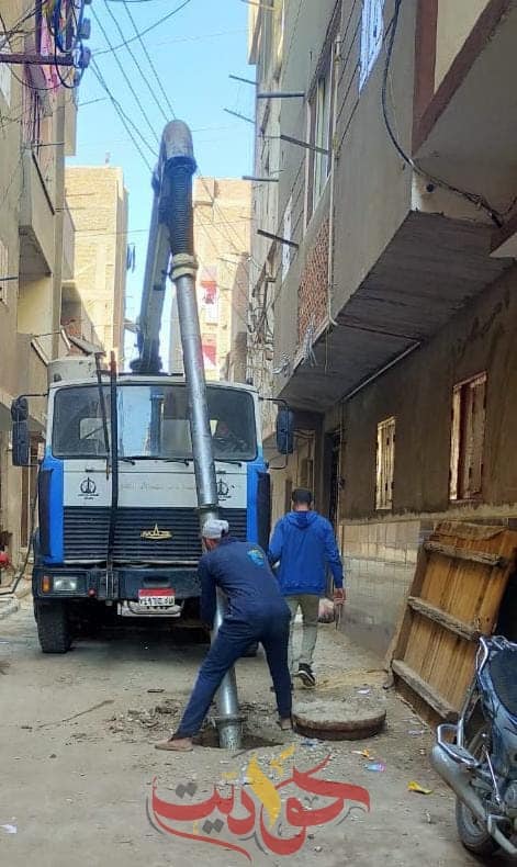 مياه أسيوط ..تطهير غرف وشبكات الصرف الصحى