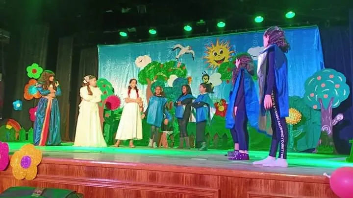 توجيه عام التربية المسرحية بمديرية التربية والتعليم بالجيزة يتألق بمهرجان الطفولة