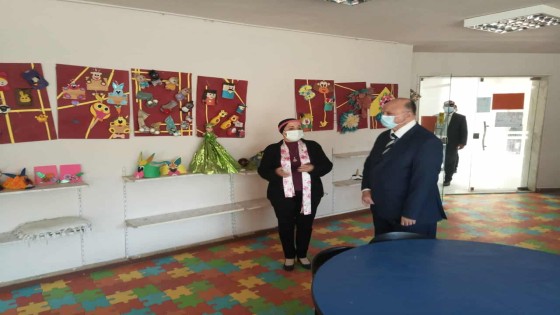 محافظ القاهرة يتفقد مكتبة مدينة نصر العامة .. يتابع أعمال تطوير حديقة الطفل