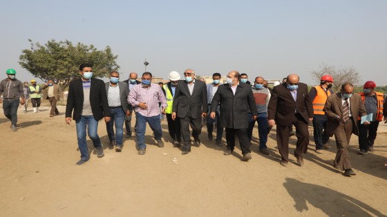 جولة أستغرقت 6 ساعات .. محافظ الجيزة يتابع ميدانيا نسب التنفيذ لمحطات مياه الشرب بأوسيم ومنشأة القناطر (صور)