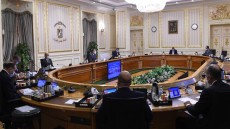 مدبولي: مُتابعة على مدار اليوم لتوافر الأُكسجين في كافة المستشفيات.. يوجد احتياطٍ كافٍ في كل محافظة .. الأطقم الطبية تقوم بـ “ملحمة حقيقية” و جهد خارق