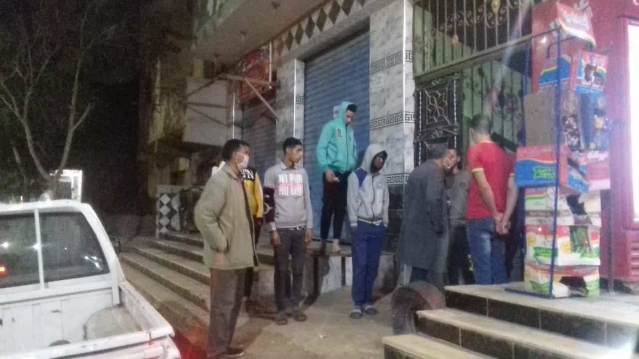 غلق ملاهي مخالفة تجمع الأطفال ورفع المخالفات من المحلات والشيش من المقاهي بالصف