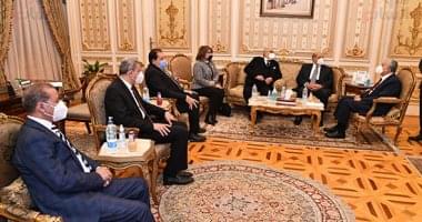 رئيس الشيوخ يهنئ المستشار حنفى جبالى برئاسة مجلس النواب