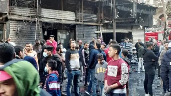 ننشر أحداث جديدة فى حريق التوفيقية .. منها المتهم يشعل النيران فى المحلات بسبب خلافات مالية بينه وبين أبناء عمومته