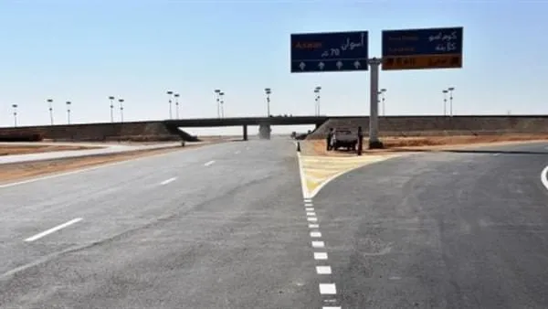 "المرور" تعيد فتح 12 طريقا بعد تحسن الطقس