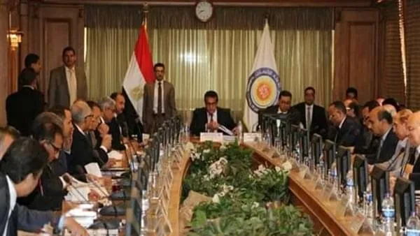 غدا.. المجلس الأعلي للجامعات يحدد مصير امتحانات الترم الأول
