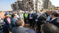 الخشت يتفقد مشروع إسكان أعضاء هيئة التدريس والعاملين بـ 6 أكتوبر