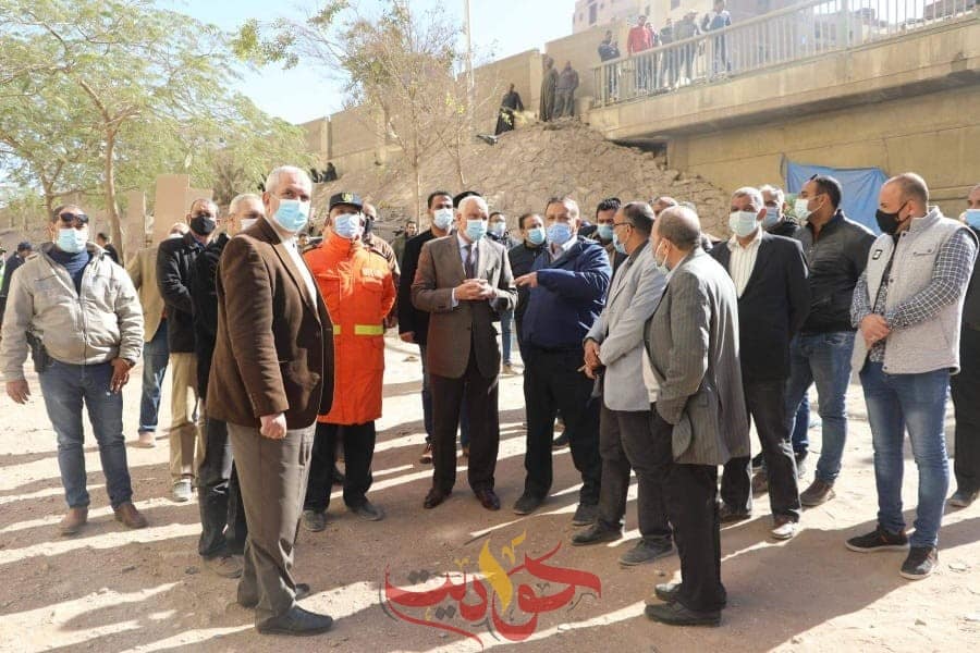 نشوب حريق بمخزن للأحذية بعقار فى كرداسة .. محافظ الجيزة يوجه بإخلاء العقارات المجاورة