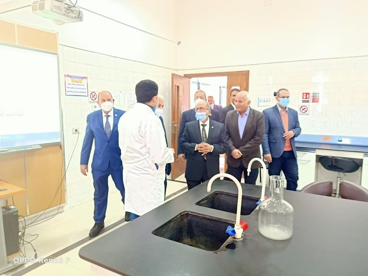 لهذه الأسباب .. رئيسا شركتى مياه الشرب والصرف الصحي بالإسكندرية فى زيارة للمدرسة الفنية بالبحيرة